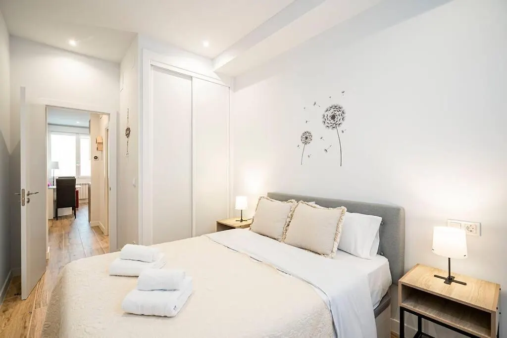 Agradable Apartamento A Pie De Calle-30 Min De Sol Madrid España